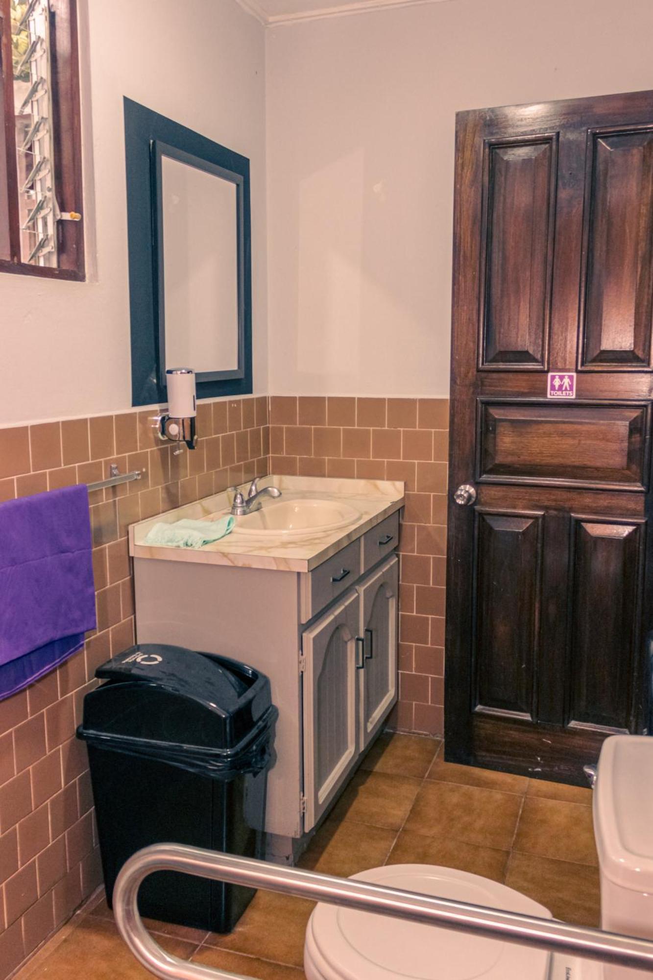 סן חוזה Chillout Hostel Barrio Escalante מראה חיצוני תמונה